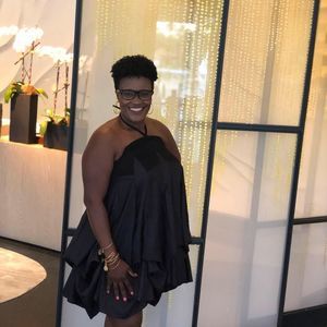 Meet your Posher, Latonya